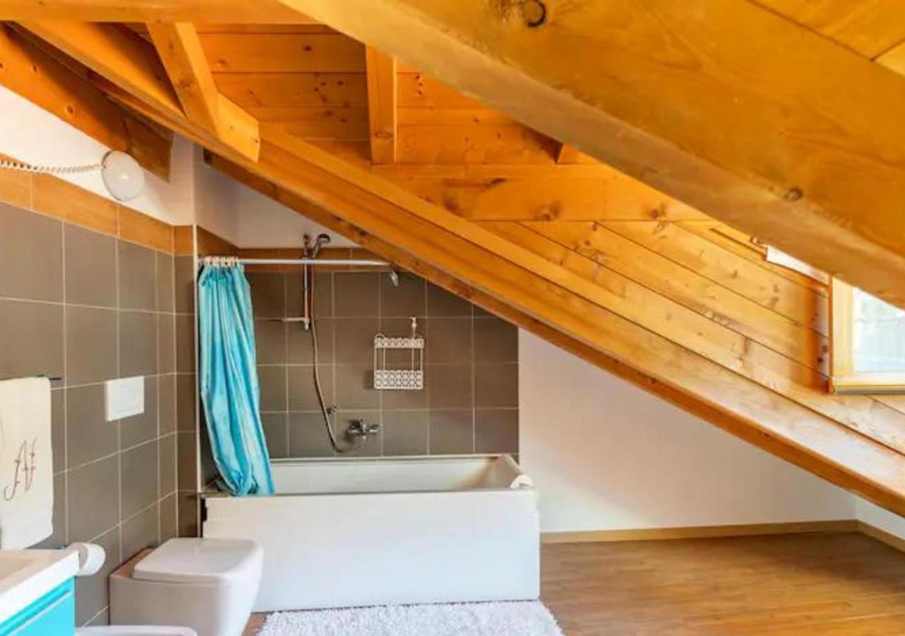 Residenze Blue Lake Оменья Экстерьер фото