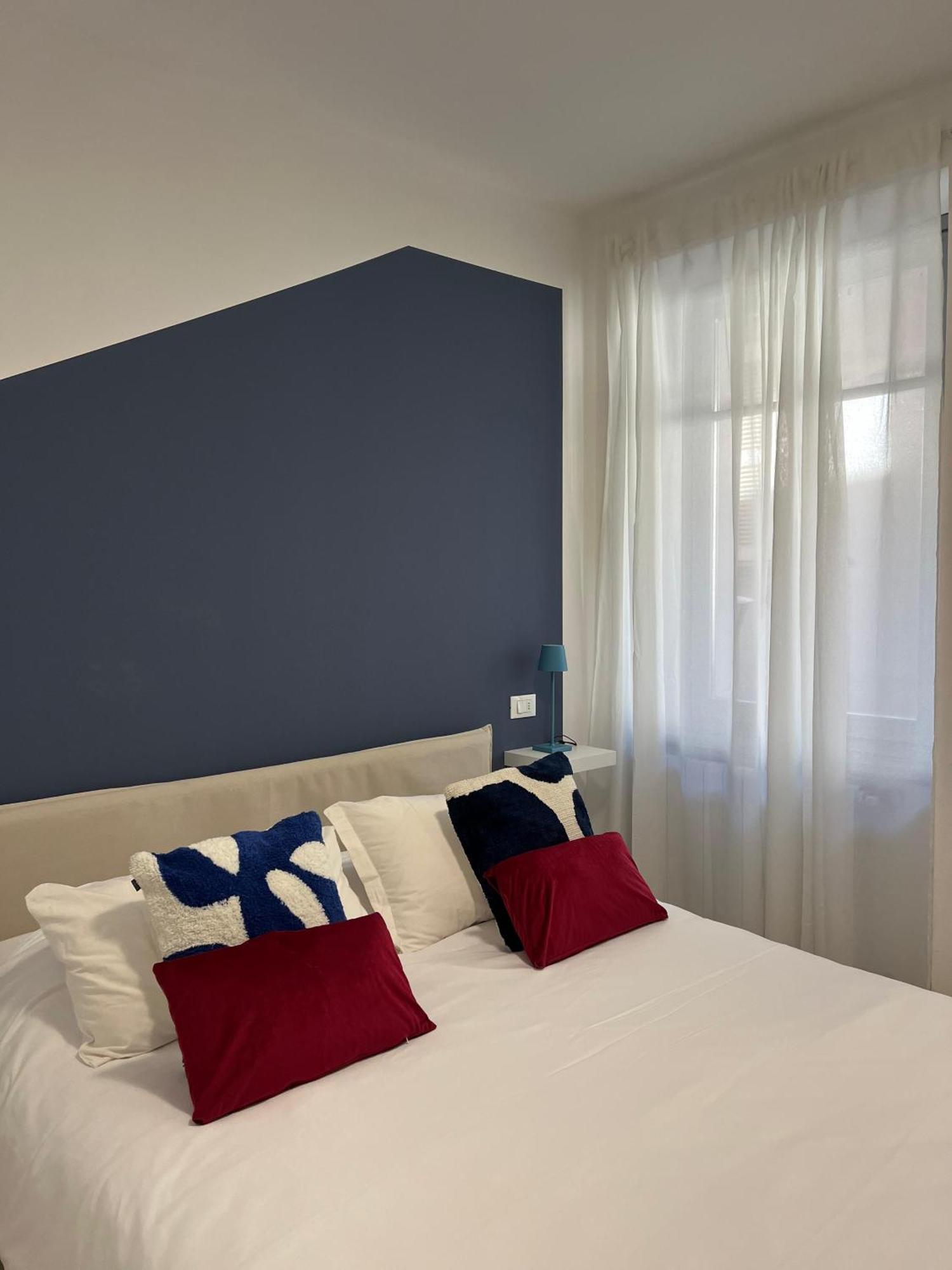 Residenze Blue Lake Оменья Экстерьер фото